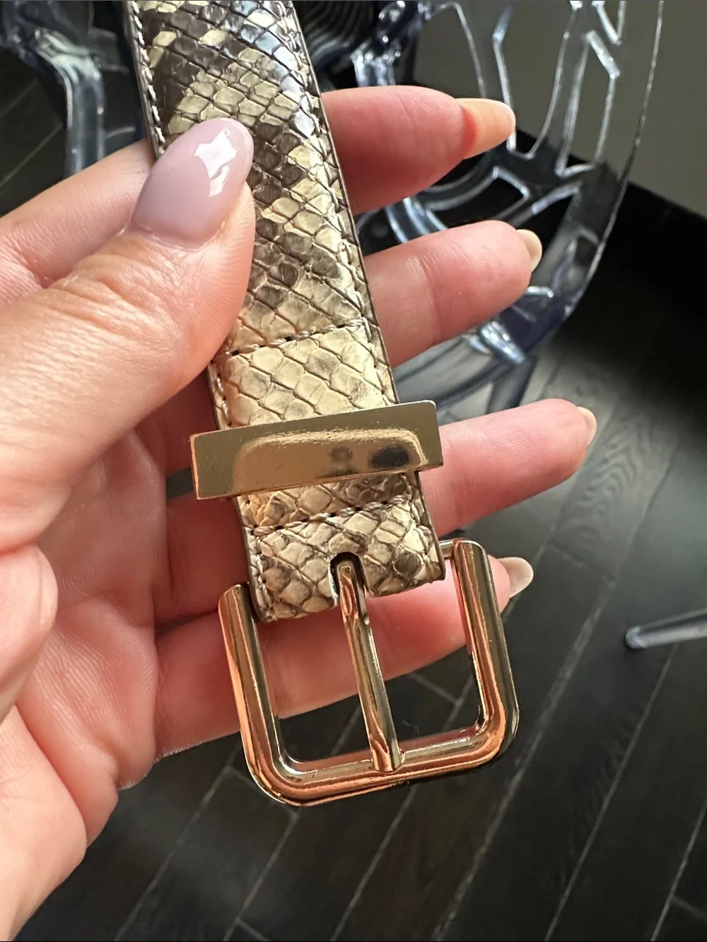 Mango leather belt